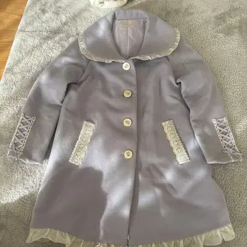 엑시즈팜 포에틱 코트