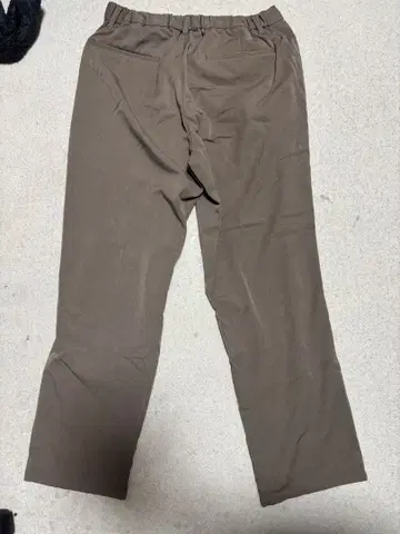 jnrd 브라운 슬랙스 허리밴딩