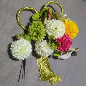 컬러풀한 꽃 머리 장식