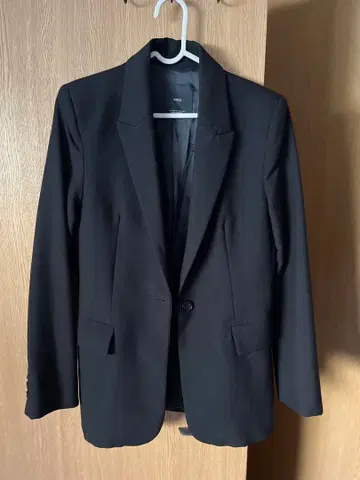 MANGO 블랙 블레이저