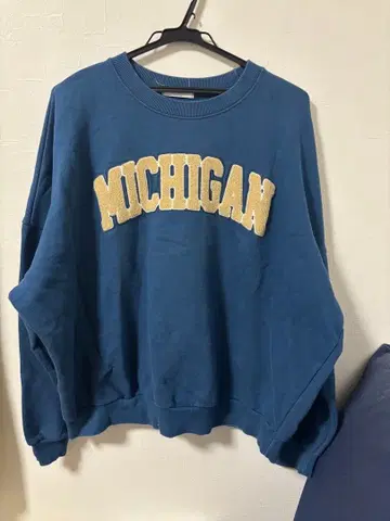 MICHIGAN 로고 스웨트 셔츠 ZOMBIE ECCENTRIC