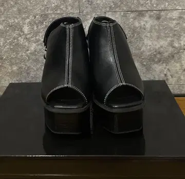 M 사이즈 AZUL 샌들