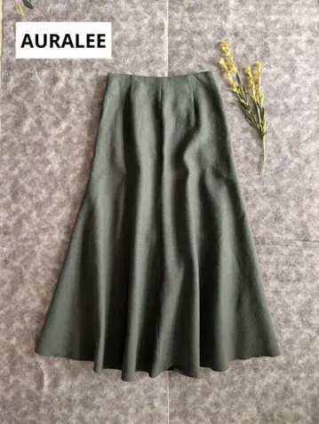 AURALEE 오라리 울 플레어 스커트 카키