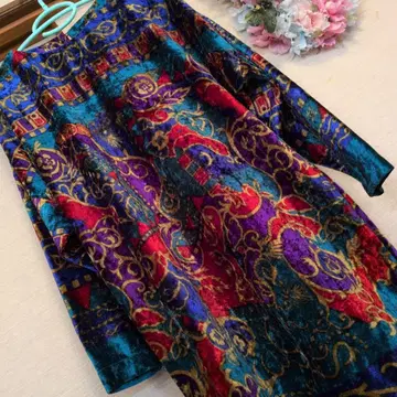 다색 장식 벨벳풍 긴팔 튜닉