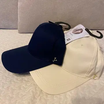 네이비와 화이트 캡 2개 세트