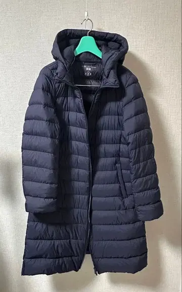 UNIQLO 울트라 라이트 다운 네이비 L