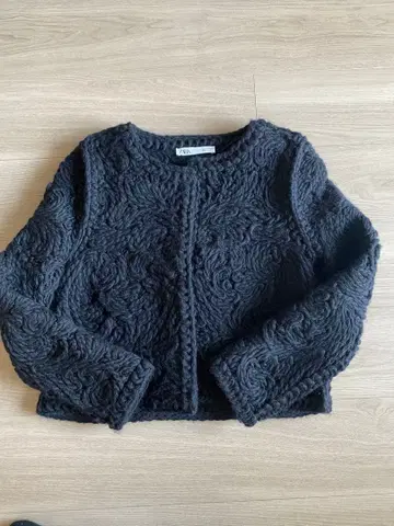 [ 새상품 미사용품 ] ZARA 블랙 노카라 자켓 니트