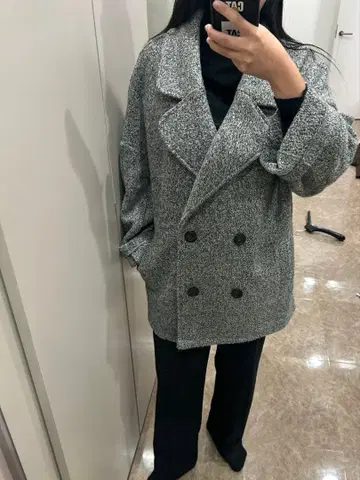 숏코트 미들 코트 화이트 블랙 오버 사이즈