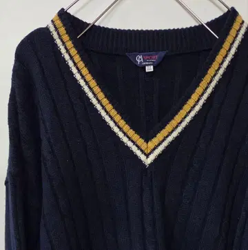 G4 SPORT 네이비 V넥 스웨터 L