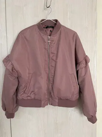 프릴 달린 핑크 점퍼 L 사이즈