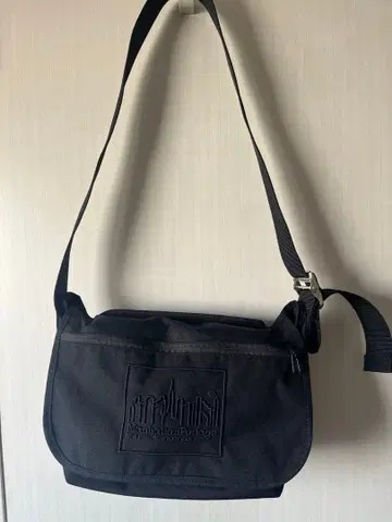 맨해튼 포티지 숄더백