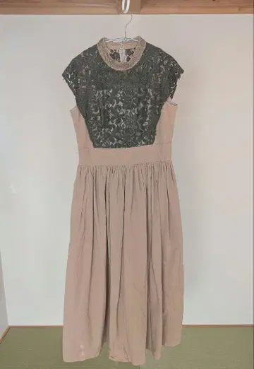 [ 새상품급 ] Andemiu 레이스 도킹 원피스