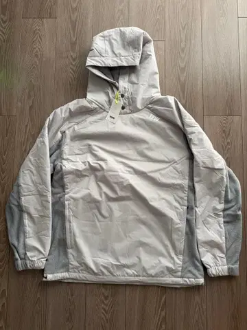 미사용 새상품 TFW49 윈드 브레이커 후디 후드티 사이즈 L