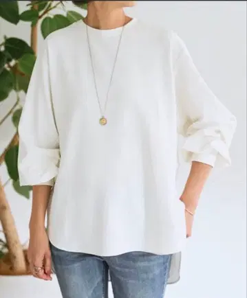 비어즐리 [ BEARDSLEY ] T 블라우스 티셔츠