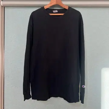 론 허먼 x 챔피언 블랙 긴팔 티셔츠