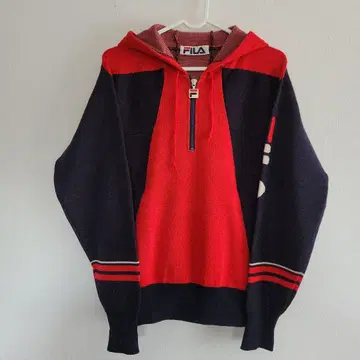 레어 빈티지 FILA 후드 부착 하프 지퍼 풀오버 니트