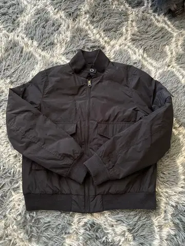 유니클로 이네스 드 라 프레상주 자켓 사이즈 M 블랙