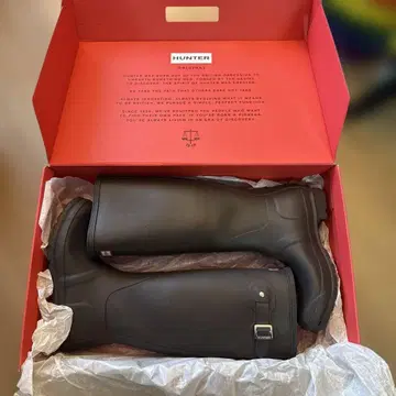 HUNTER 다크 브라운 장화 버클 포함