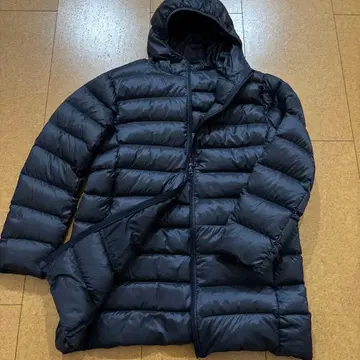 새상품급 유니클로 울트라 라이트 다운 파카 코트 남성용 XL