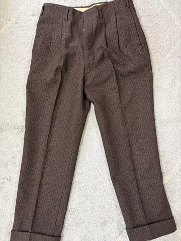 Creaseless Line 다크 브라운 슬랙스