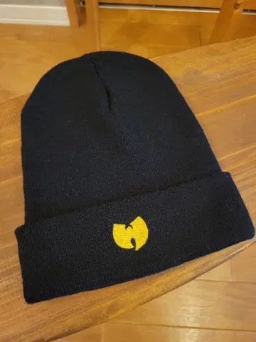 우탱 클랜 니트 모자 블랙