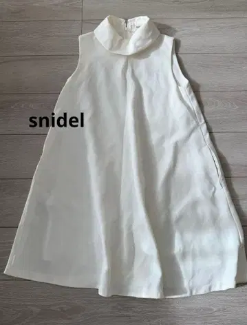 snidel 스나이델 카라 부착 슬리브리스 원피스
