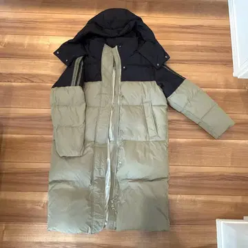 후드 부착 롱 다운 자켓 블랙 올리브 그린