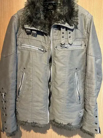 SCHLUSSEL 슈리셀 안감 보아 패딩 자켓 (사이즈 2)