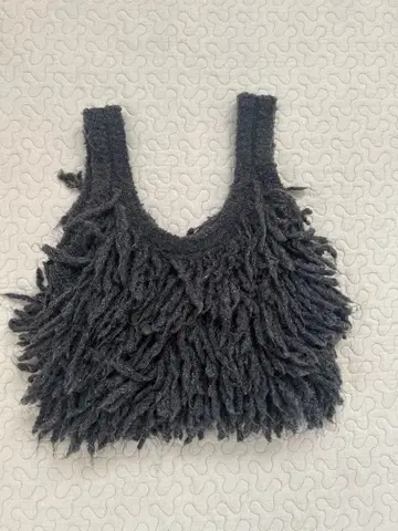 anuke 프린지 니트 베스트 블랙