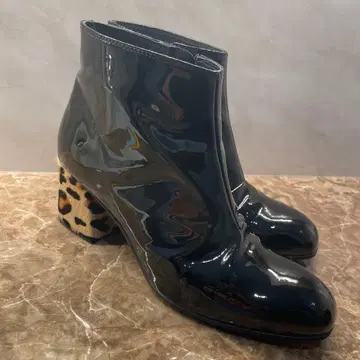 karen ripps 이탈리아제 에나멜 블랙 부츠 레오파드 무늬 38