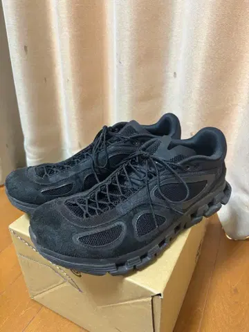 On Cloud X FKA 콜라보 모델 블랙