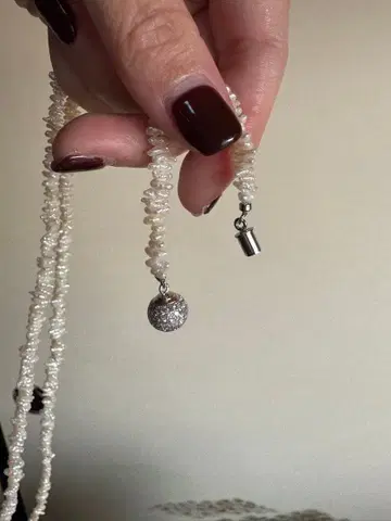 양귀비 펄 롱 목걸이 60cm 마그넷 금장 장식