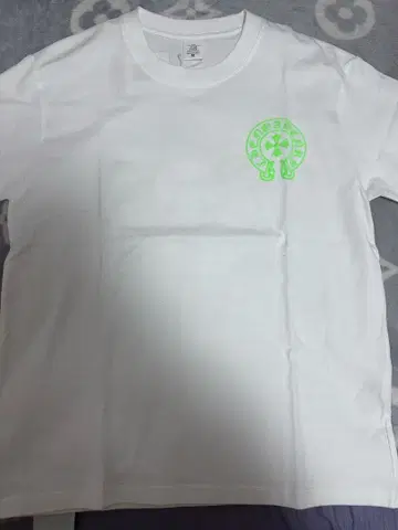 화이트 코튼 T셔츠 그린 로고