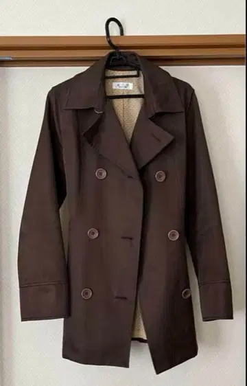 avv 브라운 트렌치 숏코트