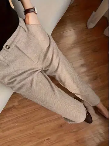 [ 새상품 ] 벨트리스 헤링본 무늬 베이지 캐주얼 팬츠 XL