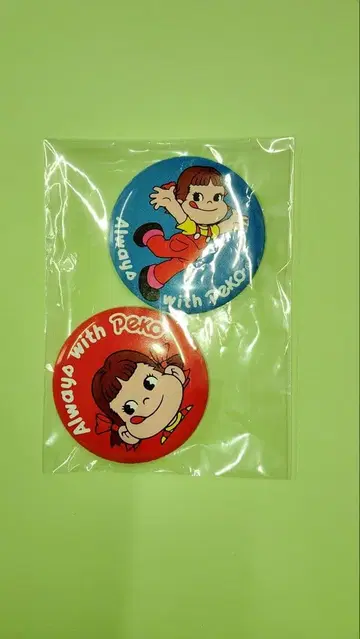 페코짱 배지 2개 세트