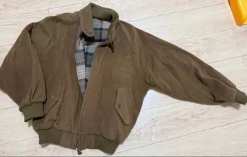 브라운 점퍼 M 사이즈