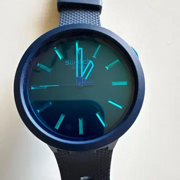 스와치 INDIGO GLOW