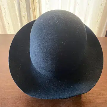 블랙 볼러 햇 울 펠트