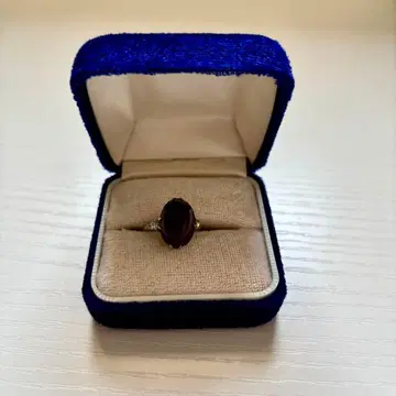 보라색 오벌컷 반지 유품 정리 반지
