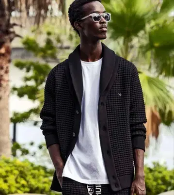 니트 짜임 블랙 가디건