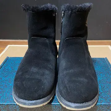 [ EMU ] 무스탕 숏부츠 집업 블랙 사이즈 23