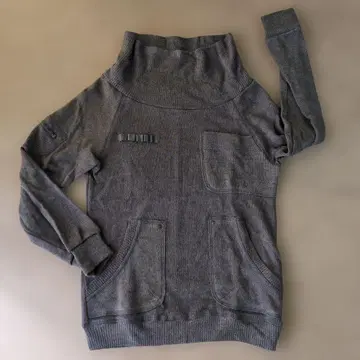 LA SUD 카키 하이넥 니트탑