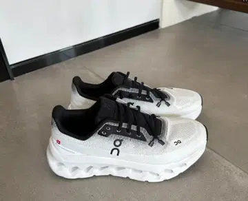 ON 클라우드틸트 27.5CM