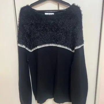 FENNEL 블랙 니트