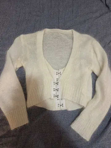 Melt the lady 크롭 니트 가디건