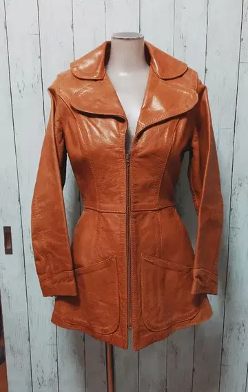 브라운 가죽 자켓 핏 실루엣 가죽제품