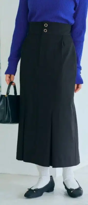 COHINA 코히나 턱 디자인 I라인 스커트