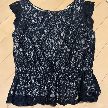 온워드 카시야마 블랙 레이스 슬리브리스 상의