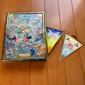 디즈니 씨 20주년 캔, 굿즈 세트